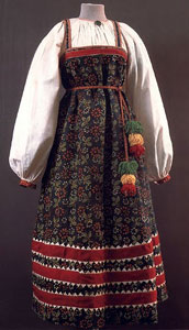 sarafan, traditional Russian dress